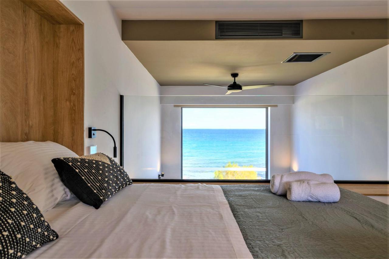 Cubes On The Beach Athens Airport アルテミダ エクステリア 写真