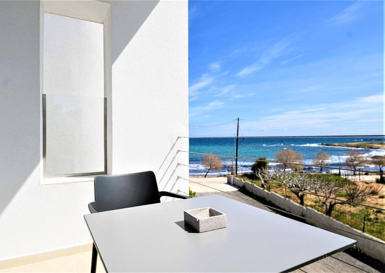 Cubes On The Beach Athens Airport アルテミダ エクステリア 写真